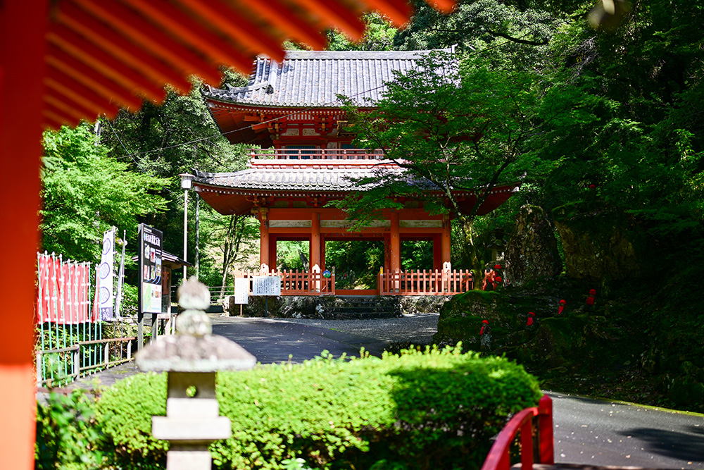 方広寺境内